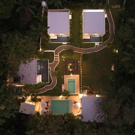 Villa The Volter Yogyakarta Ngingas Esterno foto