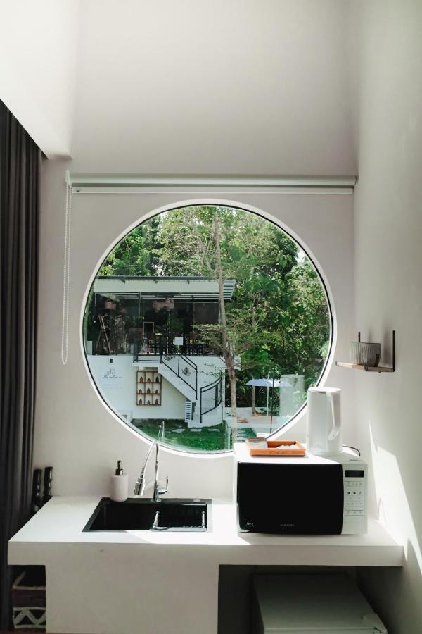 Villa The Volter Yogyakarta Ngingas Esterno foto
